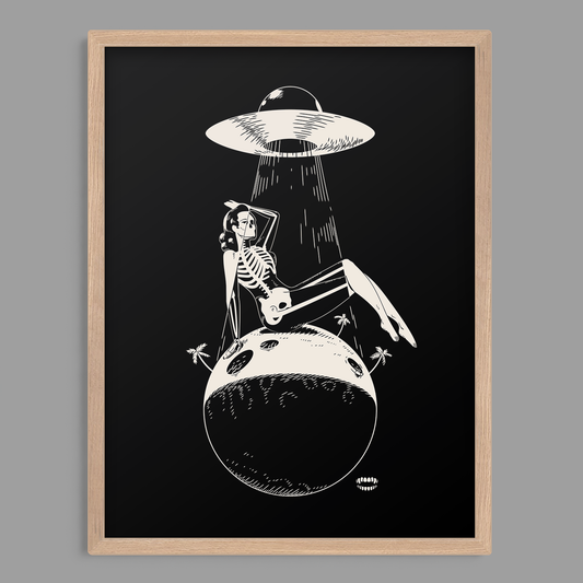 Alien Girlfriend Print