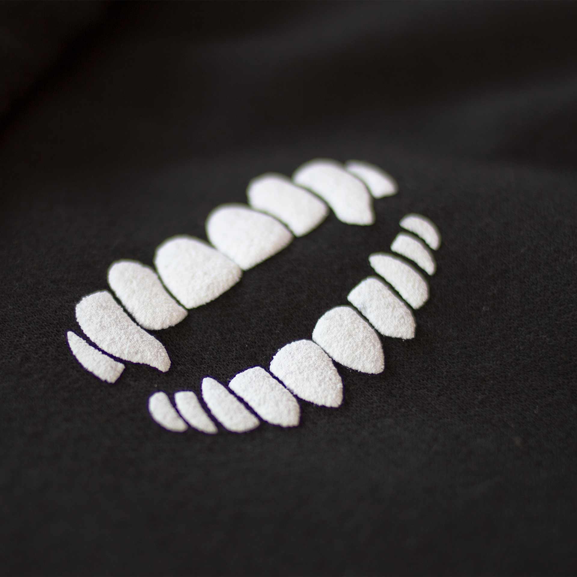 Cosmic Flamingo Pullover Hoodie - Farbenfroher Kapuzenpullover Mit Flamingo Design